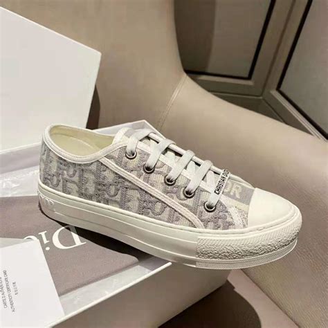 Walk'n'Dior Sneaker Gray Dior Oblique Embroidered .